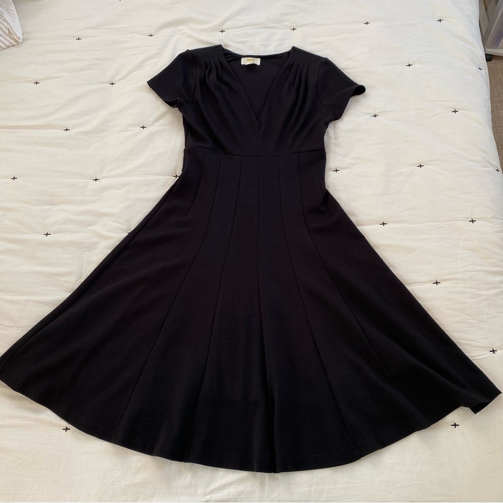 Maeve by Anthropologie Size Small Black Lincoln Center Dress Pleats Elegant